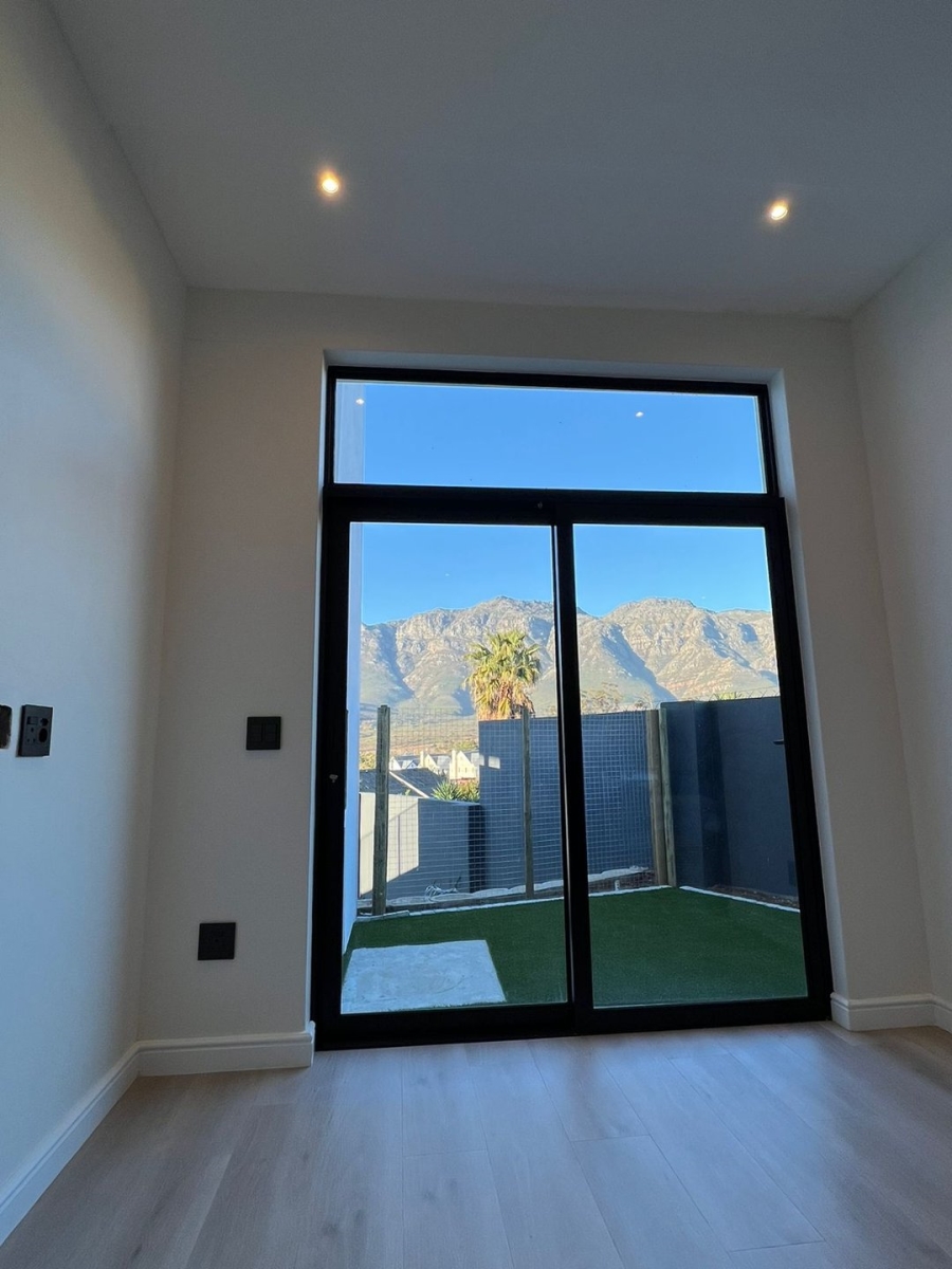 To Let 1 Bedroom Property for Rent in Jamestown Western Cape